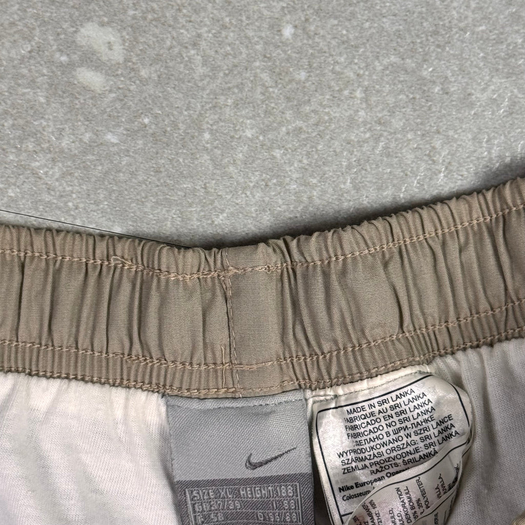 Vintage Nike Trackpants (XL)