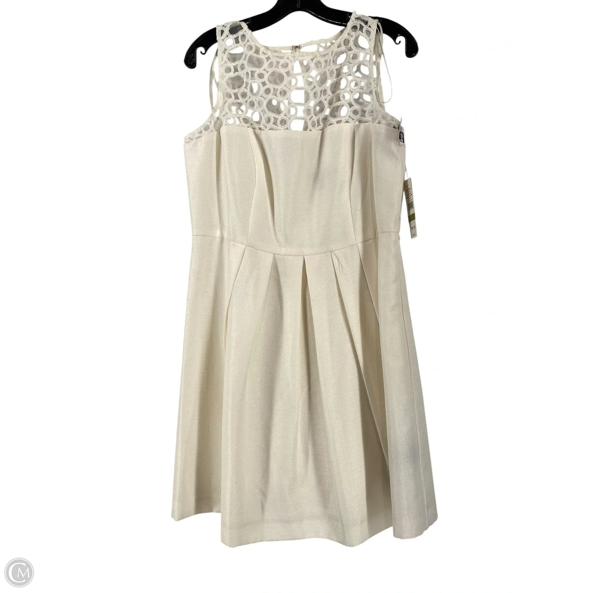 Dress Casual Short By Cmc In White, Size: 14