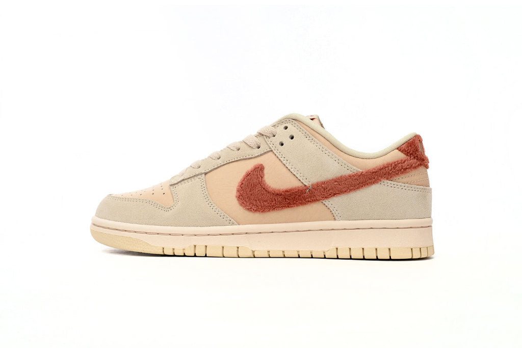 Nike Dunk Low Terry Swoosh Reps Sneaker DZ4706-200