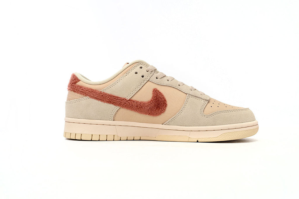 Nike Dunk Low Terry Swoosh Reps Sneaker DZ4706-200