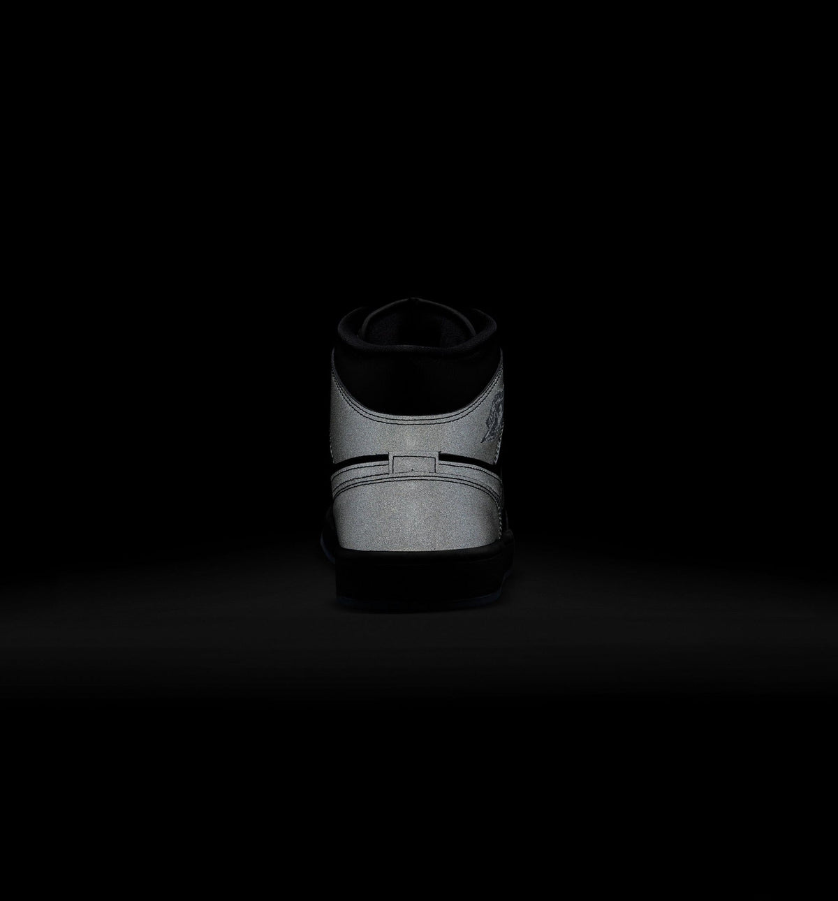 Air Jordan 1 Mid SE Men's Shoes – Black / Grey