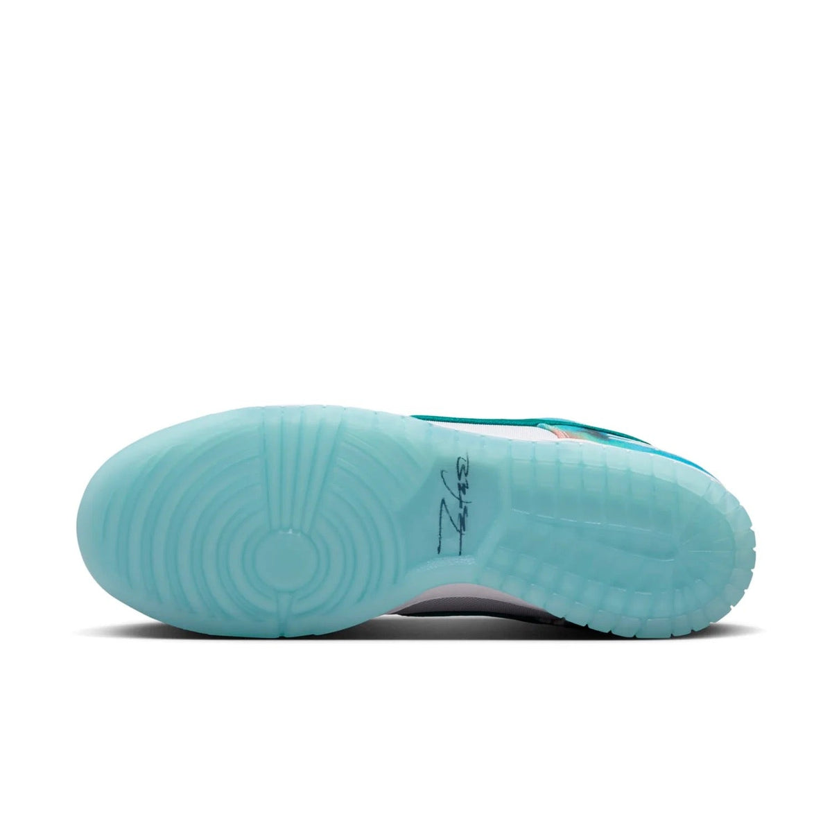 Futura Laboratories x Nike SB Dunk Low HF6061-400