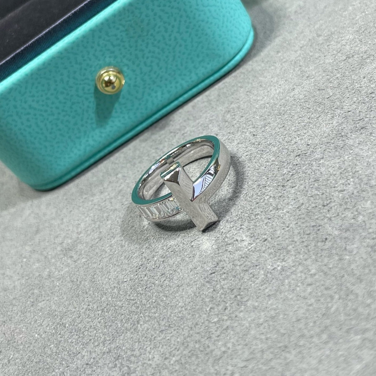 TIFFANY T1 WIDE 4.5MM DIAMOND RING