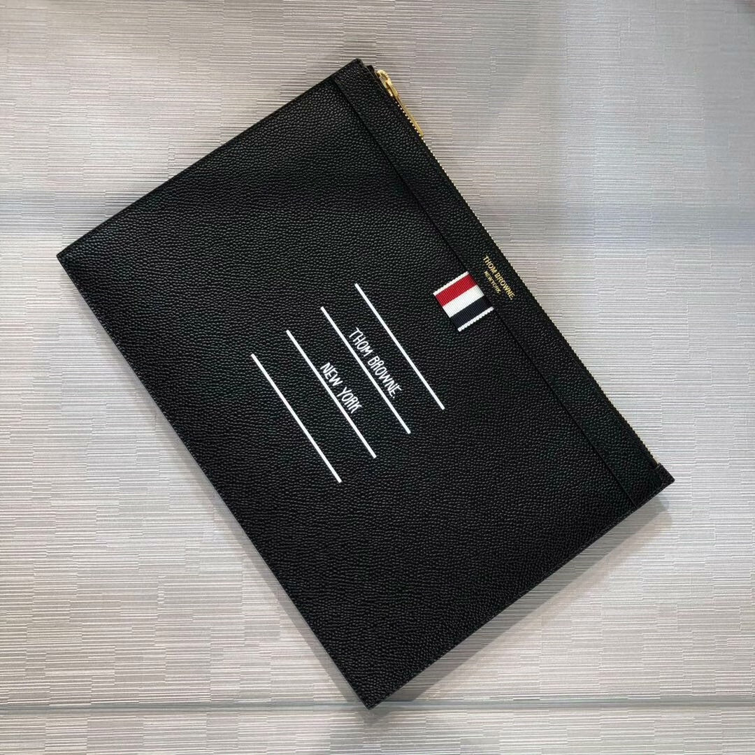 Personalized Clutch