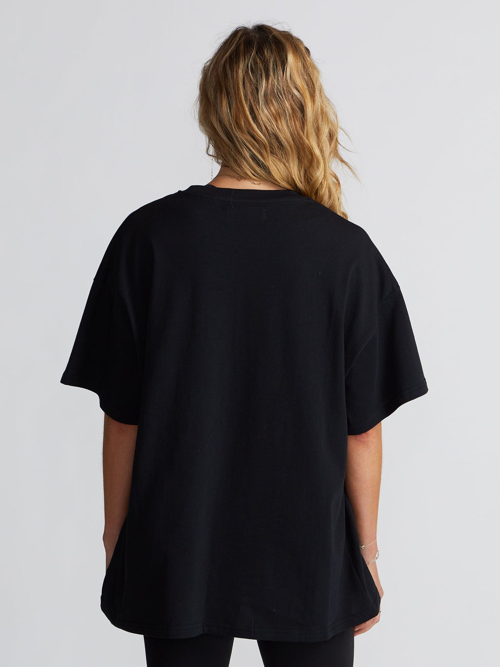 RUBY CORE BLACK POCKET TEE