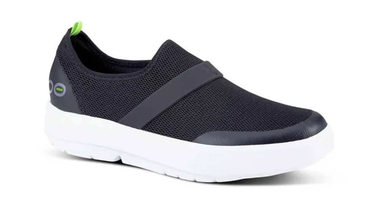 Women's OOmg Low Mesh