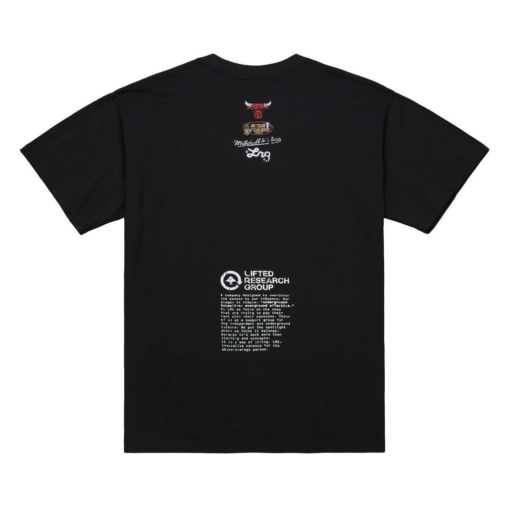M&N NBA Chicago Bulls X LRG Wild Art Tee