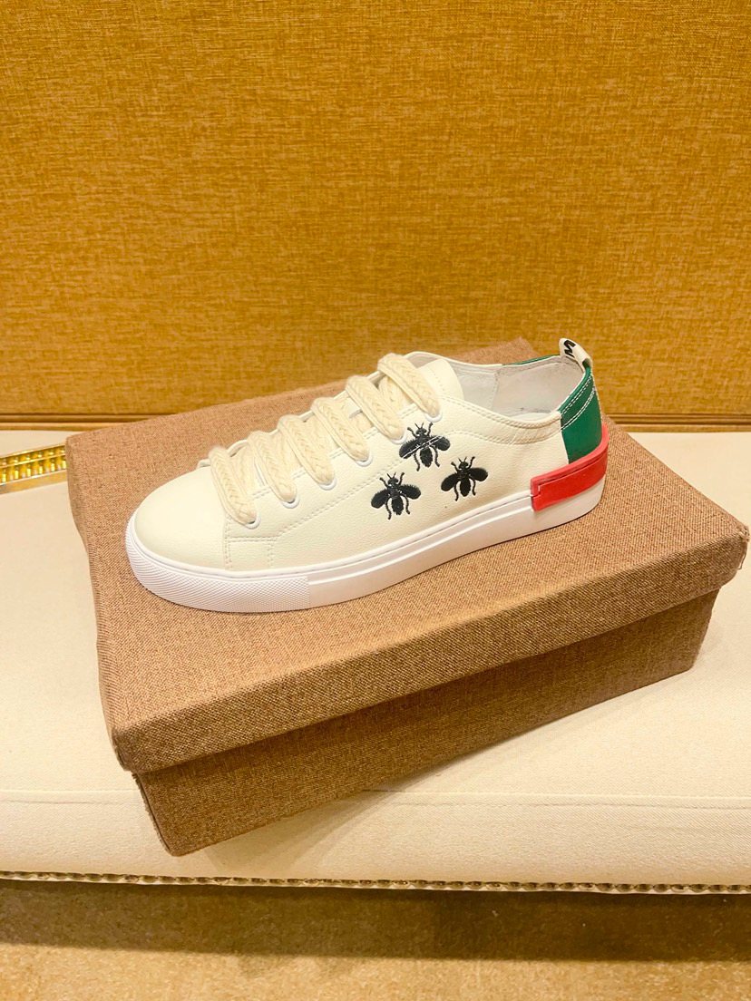 Chrome Hearts Cross Motif Low-Top Sneakers