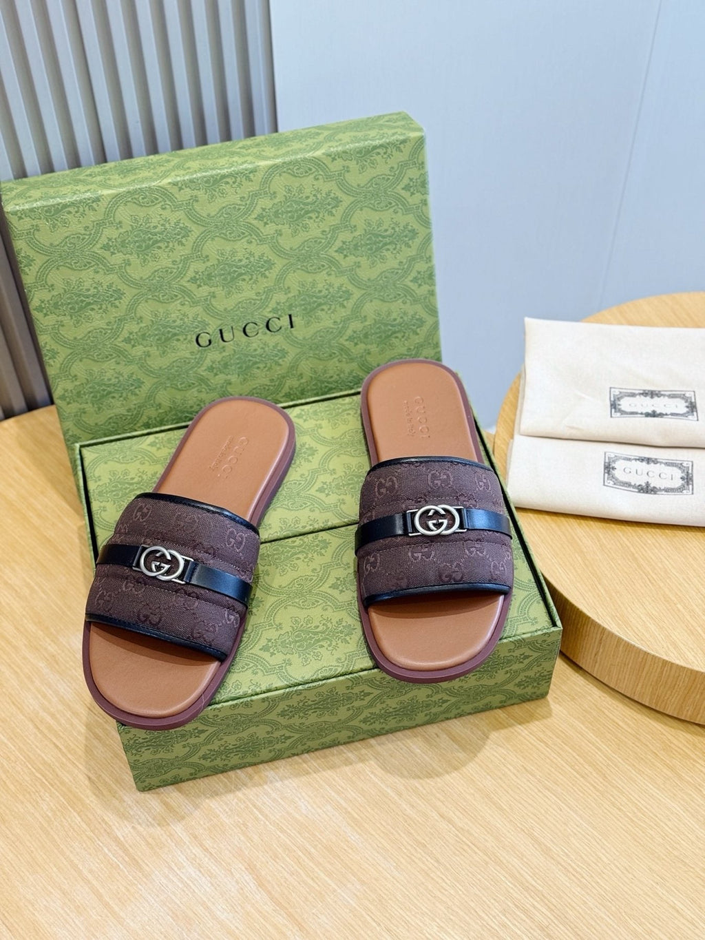 Gucci Men's Interlocking G Stripe Slide Sandals