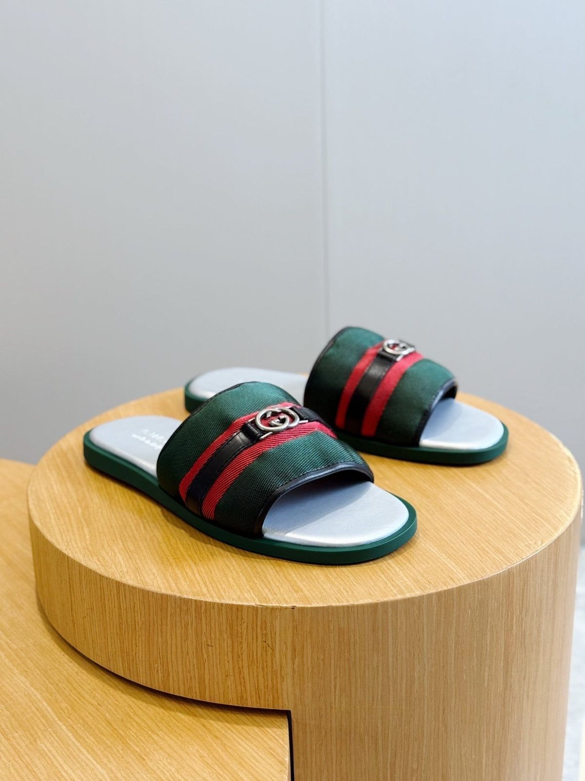 Gucci Men's Interlocking G Stripe Slide Sandals