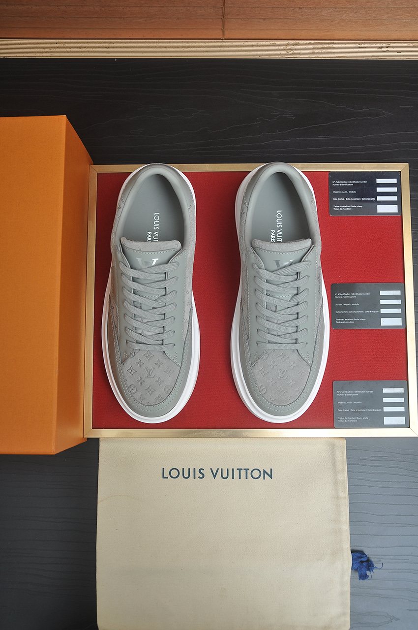 Louis Vuitton Textured Low-Top Sneakers
